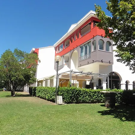 Bel F2 Avec Terrasse A 650m Des Thermes De Lamalou, Animaux Acceptes, Wifi, Proche Golf Et Randonnees - Fr-1-451-146 * 拉马卢莱班